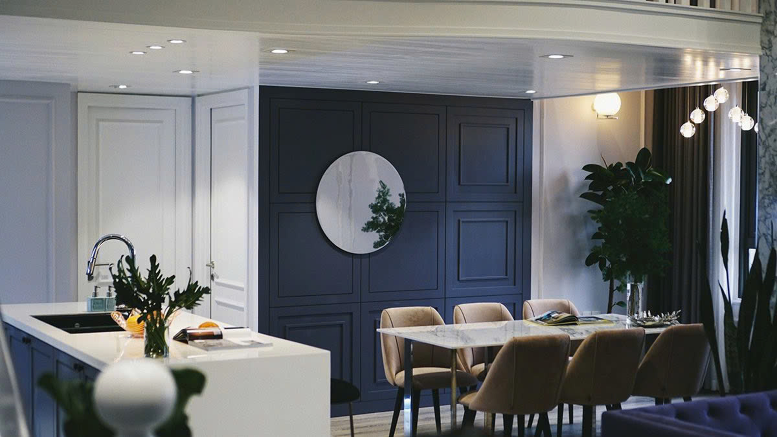 MODERN <b> LUXURY </b> HOME